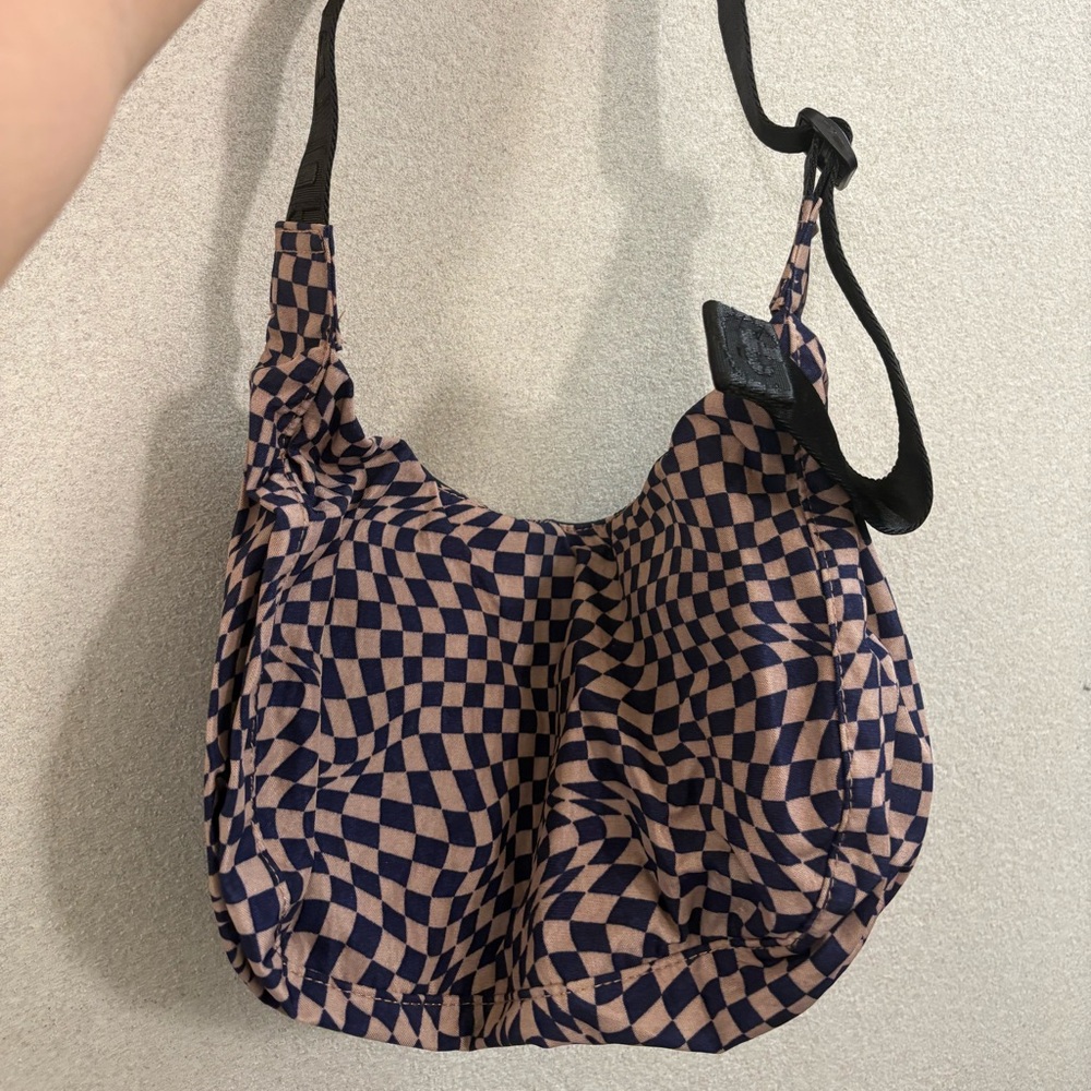 BAGGU Trippy Checker medium crescent